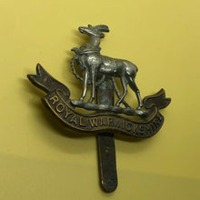 Load image into Gallery viewer, Original WW2 British Army Cap Badge - Royal Warwickshire - The Militaria Shop
