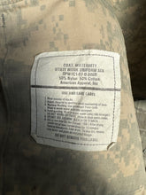 Charger l'image dans la galerie, Vintage US Army Combat Uniform Tactical Digital Camouflage Jacket - 40" Che - The Militaria Shop