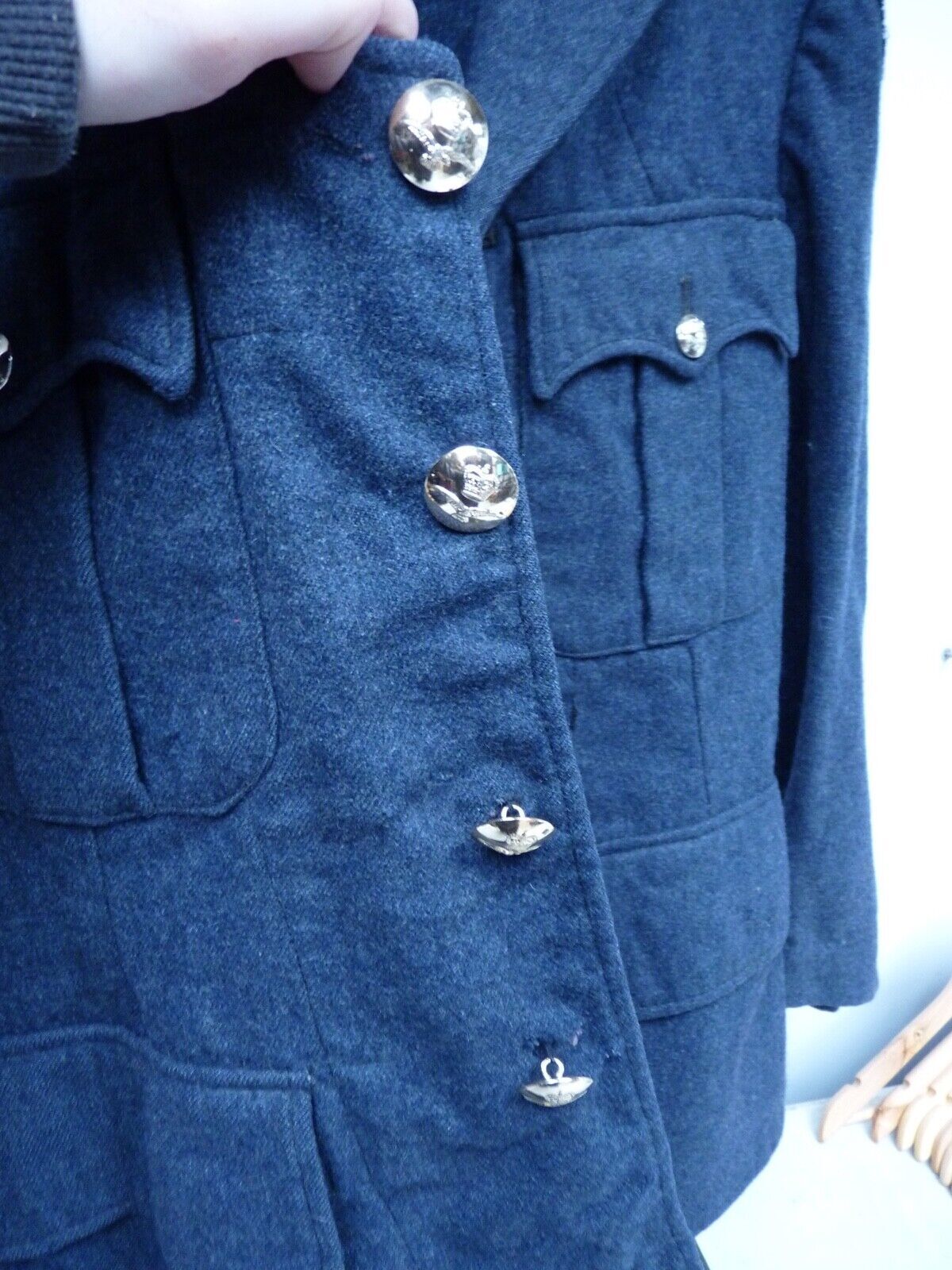 Queens Crown Royal Air Force RAF EM's service dress jacket with badges. - The Militaria Shop
