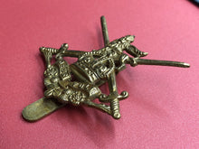 Load image into Gallery viewer, Original WW2 British Army Badge - Infantry Training Battalion Corps - The Militaria Shop