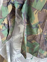 Lade das Bild in den Galerie-Viewer, Genuine British Army DPM Waterproof Jacket Smock - 170/90 - The Militaria Shop