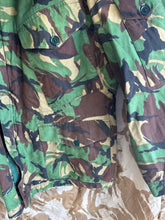 Load image into Gallery viewer, Genuine British Army 1968 Pattern DPM Combat Smock - Size 2 - 38" Chest - The Militaria Shop