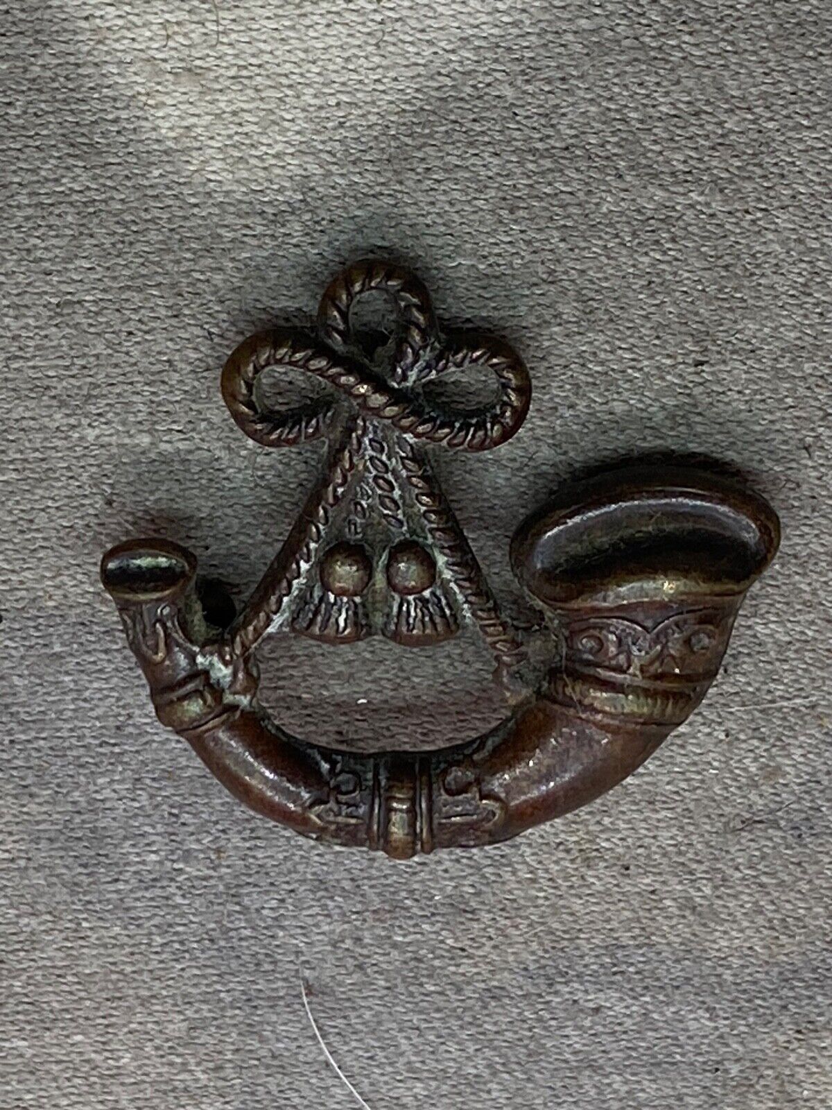 Original British Army WW1 / WW2 Officer's Bronze Collar Badge - The Militaria Shop