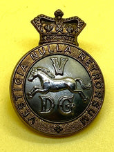 Charger l'image dans la galerie, Original British Army Victorian 5th Dragoon Guards Cap Badge - The Militaria Shop