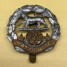 Load image into Gallery viewer, Original WW2 British Army Hampshire Regiment Cap Badge - The Militaria Shop