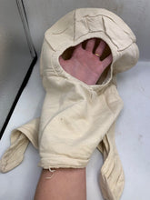 Charger l'image dans la galerie, Original WW2 British Royal Navy Gunners Flash Hood - The Militaria Shop