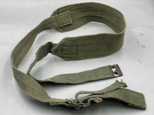 Load image into Gallery viewer, Original WW2 British Army 44 Pattern Shoulder Strap - The Militaria Shop