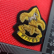 Charger l'image dans la galerie, British Army Kings Liverpool / Manchester Cap / Beret / Blazer Badge - UK Made - The Militaria Shop