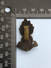 Load image into Gallery viewer, Original WW2 British Army Bakelite Economy Royal Artillery Cap Badge - The Militaria Shop