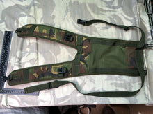 Charger l'image dans la galerie, British Army Woodland DPM PLCE Day Pack Bergen Side Pocket Rucksack Yoke - The Militaria Shop