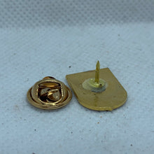 Charger l'image dans la galerie, 9th 12th Lancers - NEW British Army Military Cap/Tie/Lapel Pin Badge #136 - The Militaria Shop