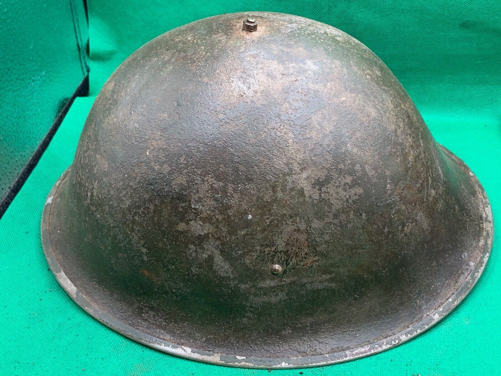 Genuine WW2 Canadian & British Army Helmet - Turtle Mk3 Helmet - The Militaria Shop