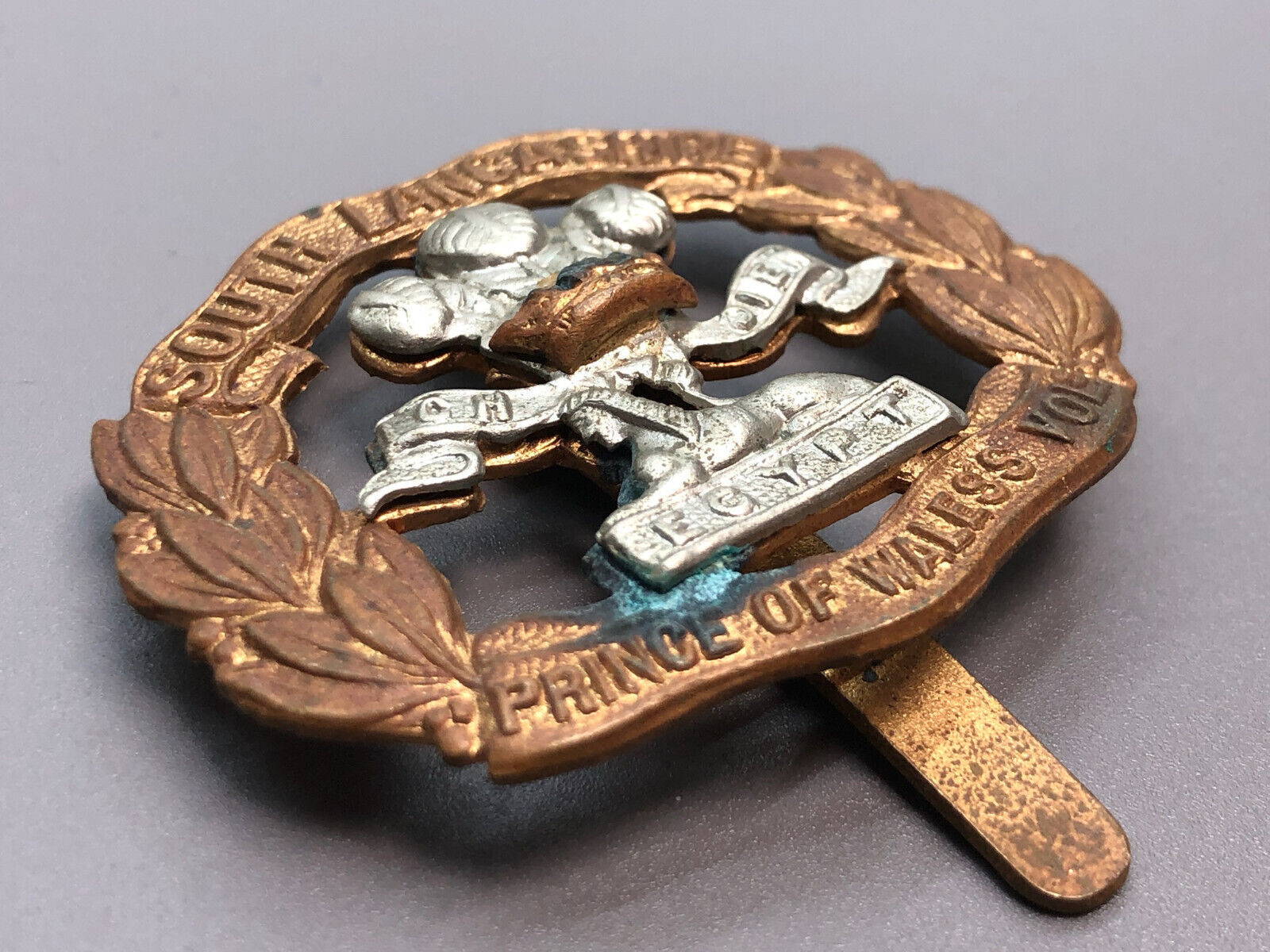 Original British Army WW2 South Lancashire Regiment Cap Badge - The Militaria Shop