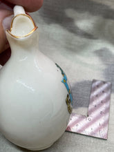 Charger l'image dans la galerie, Original Vintage Crested China Ware Jug - Ryde - Isle of Wight - The Militaria Shop