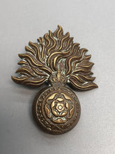 Load image into Gallery viewer, Original British Army WW2 Royal Fusiliers (City of London Regiment) Cap Badge - The Militaria Shop