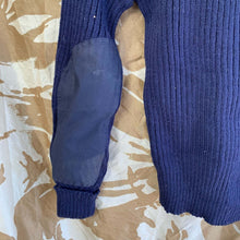 Lade das Bild in den Galerie-Viewer, Genuine British RAF Royal Navy Blue Wool V-Neck Pullover Jersey - 94cm Chest - The Militaria Shop