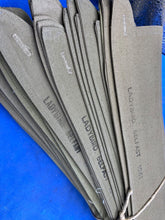 Charger l'image dans la galerie, WW2 - 1941 Dated British Army Detachable Shirt Collar - Size 15-1/2 Original. - The Militaria Shop