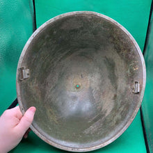 Charger l'image dans la galerie, Original British Army Combat Helmet Mk4 - The Militaria Shop