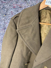 Load image into Gallery viewer, Original WW2 British Army Officers Private Purchase Jeep Greatcoat - 38" Ch - The Militaria Shop