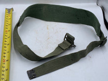 Load image into Gallery viewer, Original WW2 British Army 44 Pattern Shoulder Strap - The Militaria Shop
