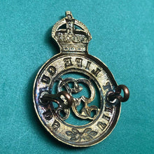Load image into Gallery viewer, Original WW1 British Army Life Guards Cap Badge George V - The Militaria Shop