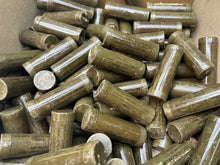 Charger l'image dans la galerie, Original WW2 US Airborne / Army Green & Loam Camouflaged Face Paint - The Militaria Shop