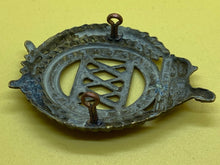 Load image into Gallery viewer, Original British Army - 30th Cambridgeshire Regiment Badge - The Militaria Shop