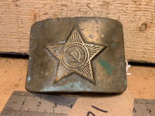 Load image into Gallery viewer, Genuine WW2 USSR Russian Soldiers Army Brass Belt Buckle - 123 - The Militaria Shop