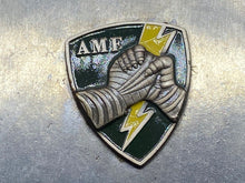 Charger l'image dans la galerie, Allied Mobile Force Commemorative Plate with Enamel Badge - ALLY EXPRESS Turkey - The Militaria Shop