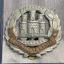 Load image into Gallery viewer, Original WW2 Northamptonshire Regiment British Army Cap Badge - The Militaria Shop