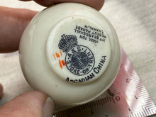 Lade das Bild in den Galerie-Viewer, Original Vintage Crested China Ware Jug - SHANKLIN - Isle of Wight - The Militaria Shop