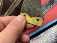 Lade das Bild in den Galerie-Viewer, Original WW1 1908 Pattern Webbing Shoulder Strap - The Militaria Shop