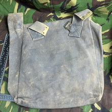 Charger l'image dans la galerie, British Army / RAF 37 Pattern Large Pack - WW2 Pattern -Used Condition Original - The Militaria Shop