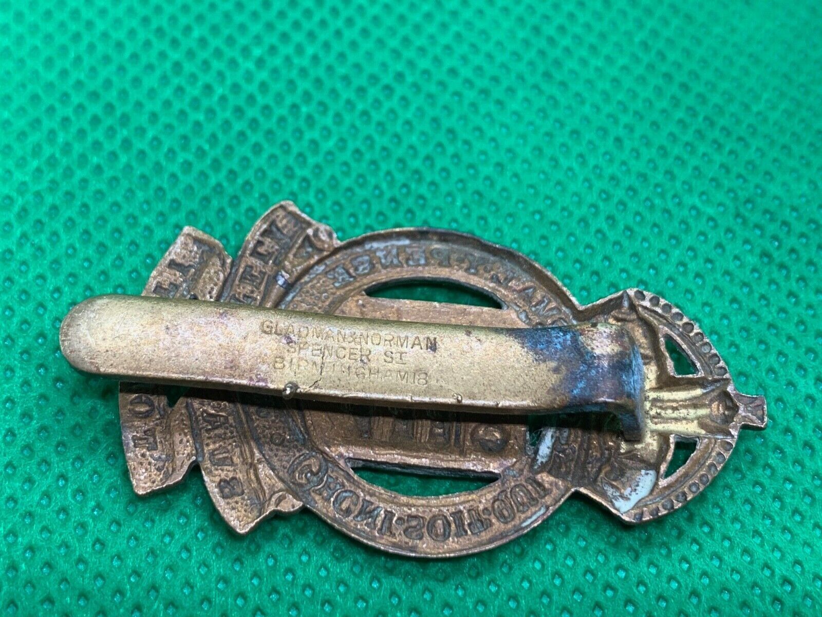 Genuine WW2 British Army Ordinance Corps Brass Cap Badge - Kings Crown - The Militaria Shop