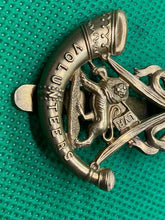 Load image into Gallery viewer, WW1 British Army London Volunteer Rifles VTC Cap Badge with rear slider - The Militaria Shop