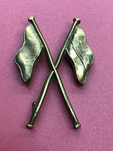 Load image into Gallery viewer, Original WW2 British Army Badge - Signallers Badge - The Militaria Shop