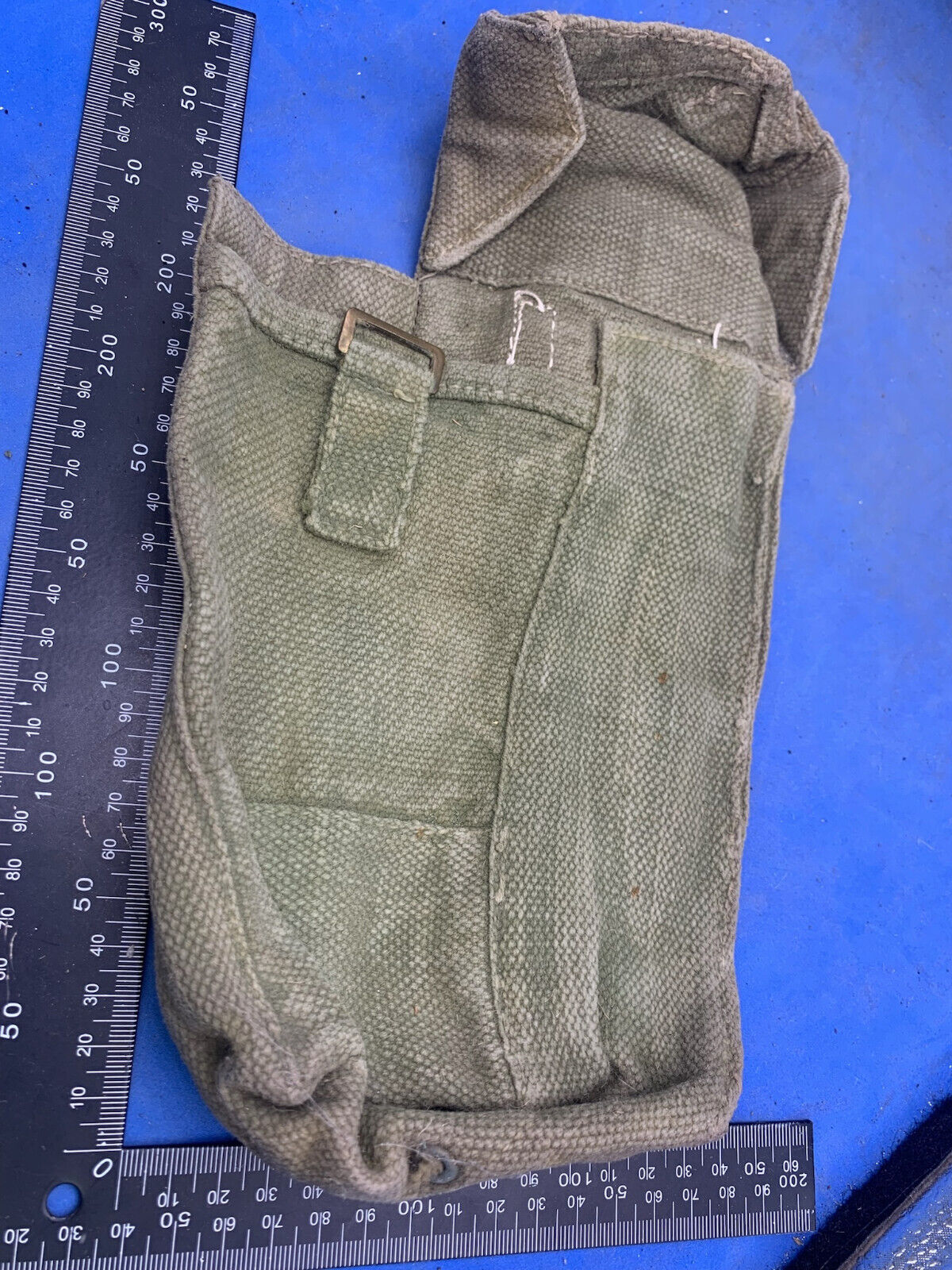 Original British Army 37 Pattern Webbing Bren Pouch WW2 Pattern - The Militaria Shop