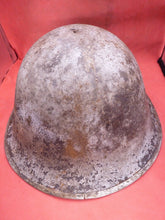 Charger l'image dans la galerie, Original WW2 British / Canadian Army Mk3 Turtle Helmet - The Militaria Shop