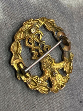 Load image into Gallery viewer, Original WW1 / WW2 British Army Middlesex Regiment Sweetheart Brooch - The Militaria Shop