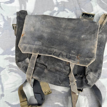 Load image into Gallery viewer, Original WW2 British Army / RAF 37 Pattern Small Pack & L Strap Set - The Militaria Shop