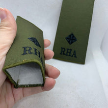 Charger l'image dans la galerie, RHA Royal Horse OD Green Rank Slides / Epaulette Pair Genuine British Army - NEW - The Militaria Shop