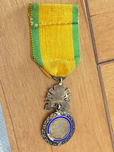 Charger l'image dans la galerie, Original French "Medaille Militaire" / Republic Francaise 1870 / Bronz - The Militaria Shop