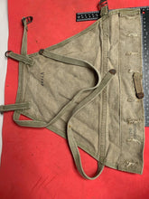 Charger l'image dans la galerie, Original WW2 US Army M1928 Haversack Pack Tail - 1942 Dated - The Militaria Shop