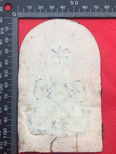 Lade das Bild in den Galerie-Viewer, Genuine British Royal Navy Crossed Anchor Badge - The Militaria Shop