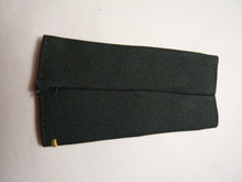 Load image into Gallery viewer, US Army Rank Slides / Epaulette Pair Genuine US Army - NEW - The Militaria Shop