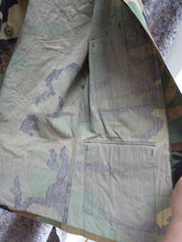 Charger l'image dans la galerie, Genuine US Army Camouflaged BDU Battledress Uniform - 37 to 41 Inch Chest - The Militaria Shop