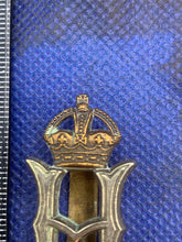 Load image into Gallery viewer, Original WW2 British Army 23rd Hussars Cap Badge - The Militaria Shop