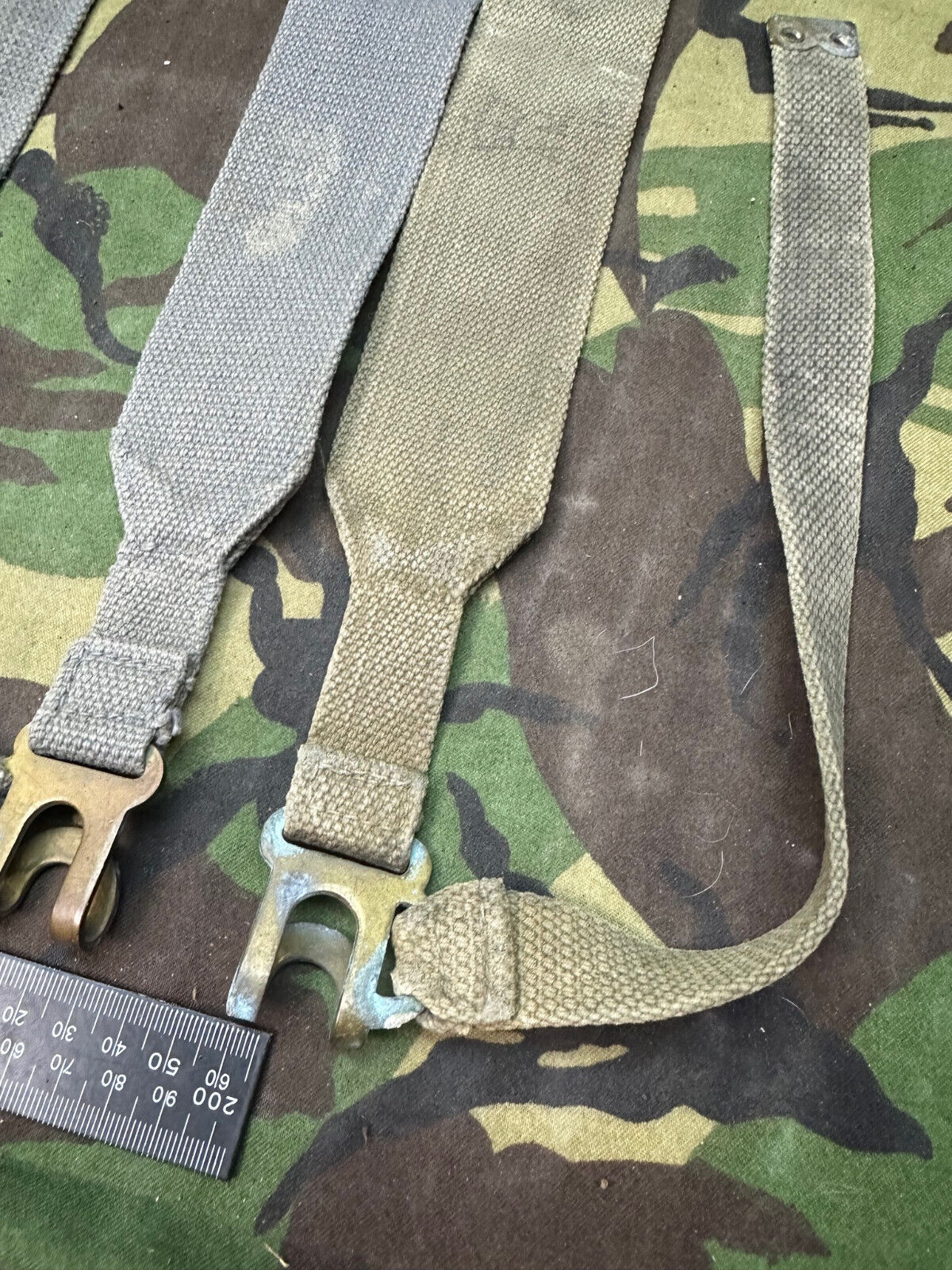 Original British Royal Air Force RAF Blue L Strap Pair - WW2 37 Pattern - The Militaria Shop