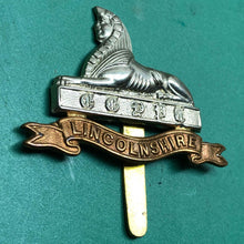 Load image into Gallery viewer, Original WW2 British Army Cap Badge - The Lincolnshire Regiment - The Militaria Shop