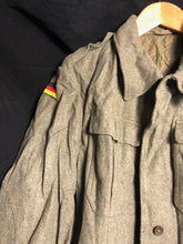 Lade das Bild in den Galerie-Viewer, West German Field Jacket Green Wool Shirt Military Uniform Germany - 174/96 - The Militaria Shop